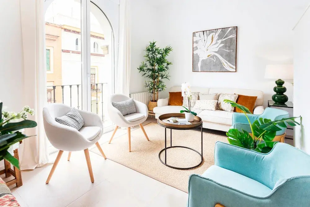 Brand new 4 Bd Apartment Next to the Cathedral Mateos Gago IV