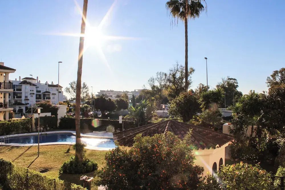 Apartment 10 Minutes Walk From Puerto Banús