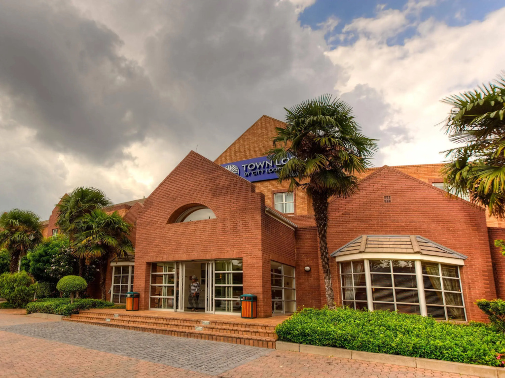 Road Lodge Sandton Grayston Drive