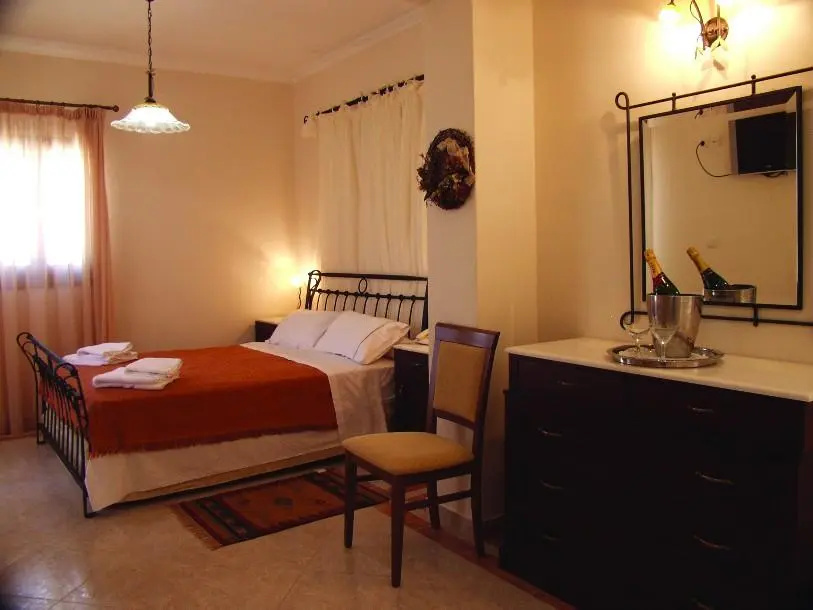 Standard room with mountain view