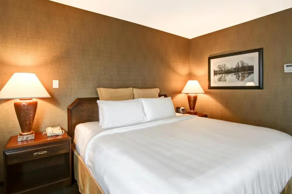 Chateau Lacombe Hotel - Chambres
