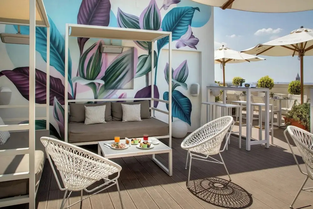 Hotel photo 22