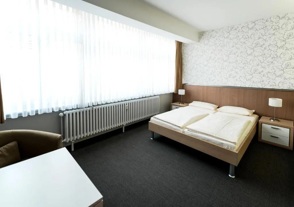 Standard Double room (full double bed)
