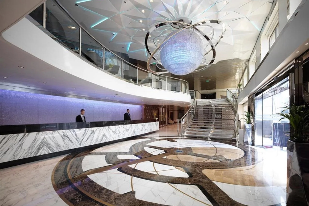 Sunborn Gibraltar Yacht Hotel Resort - фото 16