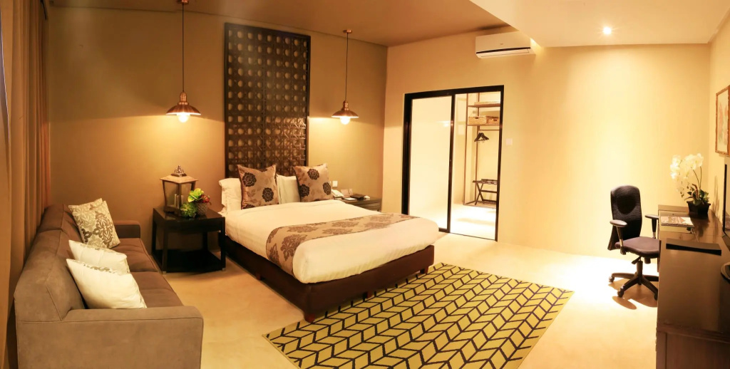 Premier room