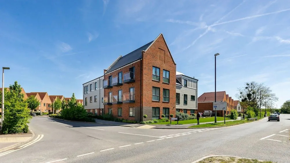 Fortified Luxury Apartment - фото 12