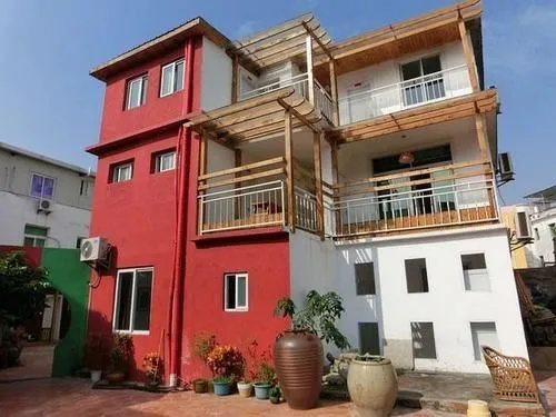 Ximen Tahiti Hostel