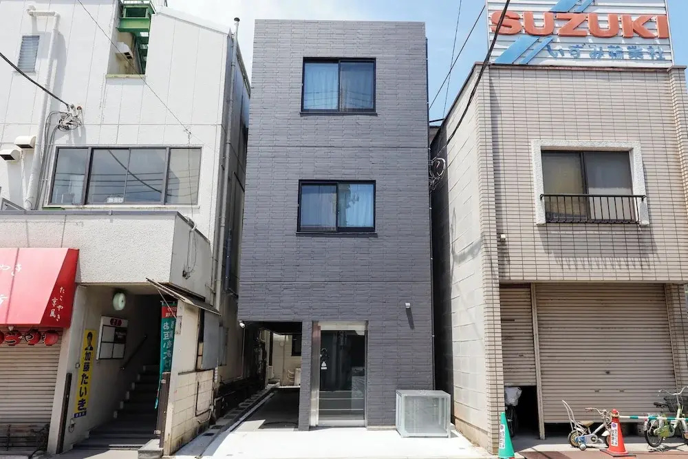 Setagaya Sen no Rikyu Mansion by Tranova