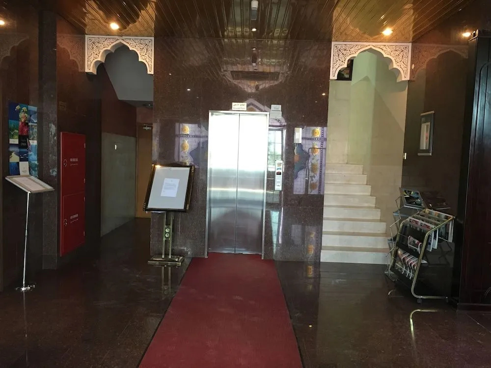 Safari Hotel - Général