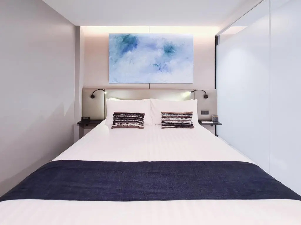 Superior Double room (full double bed)