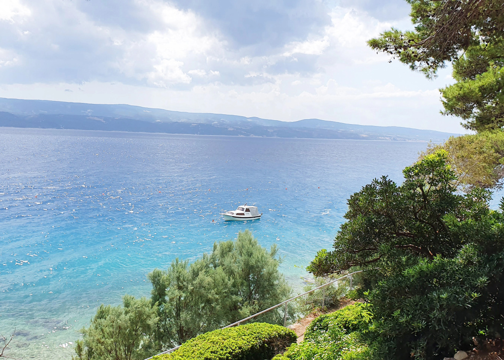 Beach & Waterfront