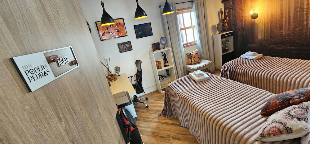Standard Double room with pool view (twin beds)