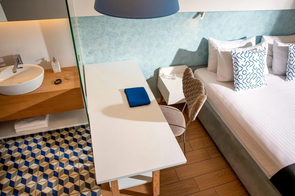 Hotel photo 2
