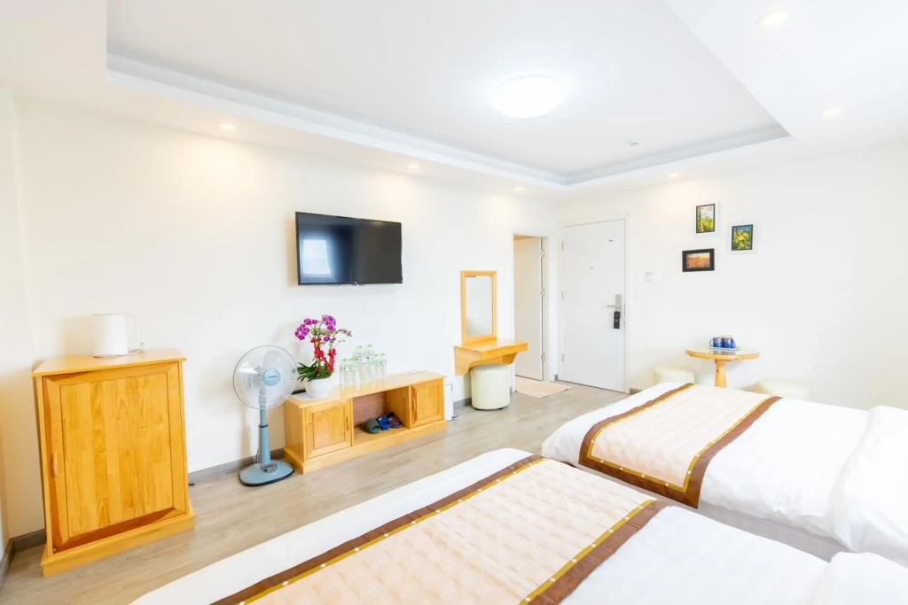 Hotel photo 12