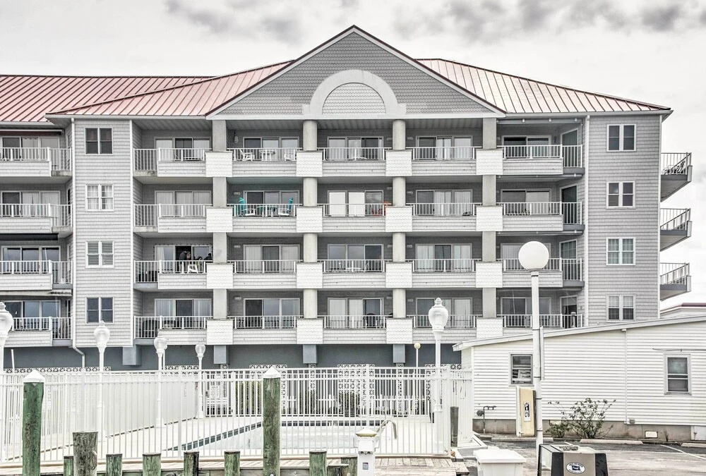 2 Mi to Ocean City Boardwalk: Gem w/ Pool + Marina