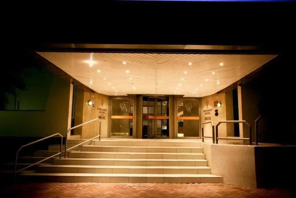 President Hotel & Conference Venue - фото 5