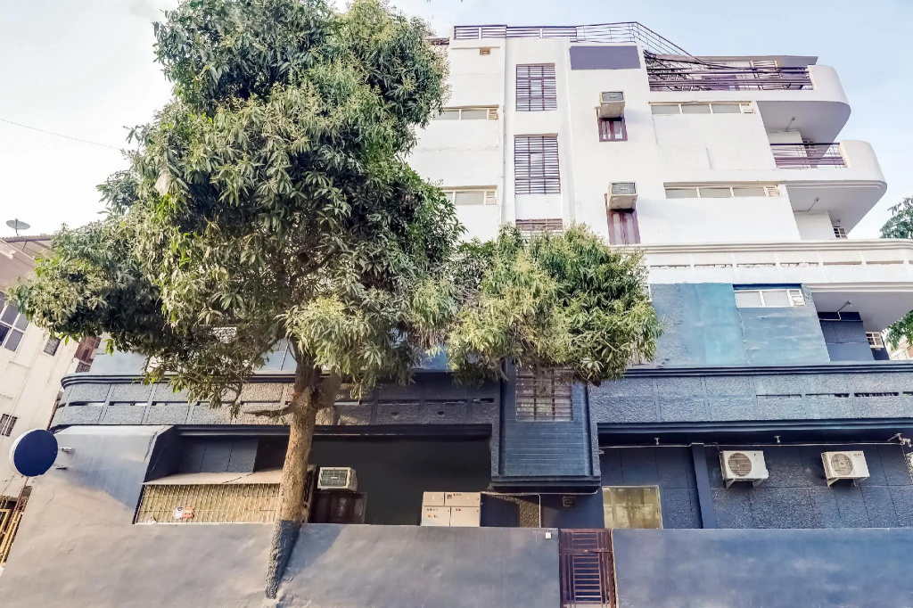 Hotel Silver Arrow by OYO Rooms