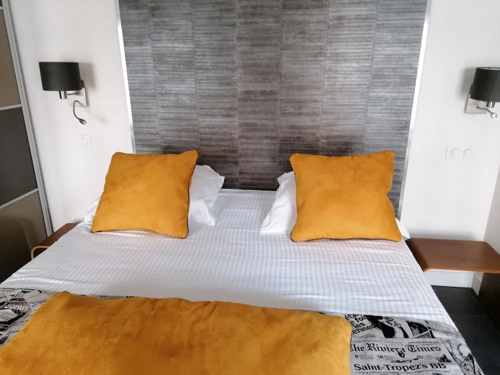 Hotel photo 11