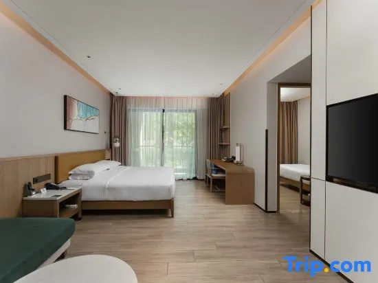Double Suite (full double bed)