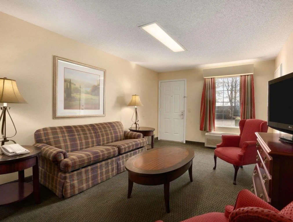 1 Bedroom Double Suite (full double bed)