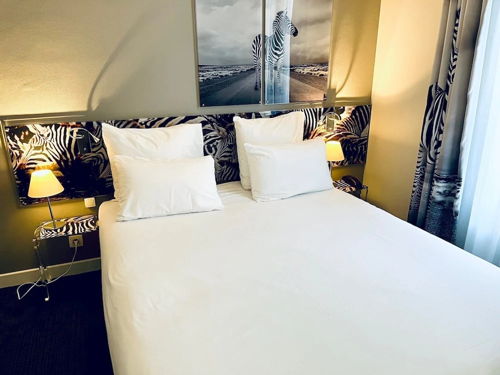 Standard Double room (full double bed)