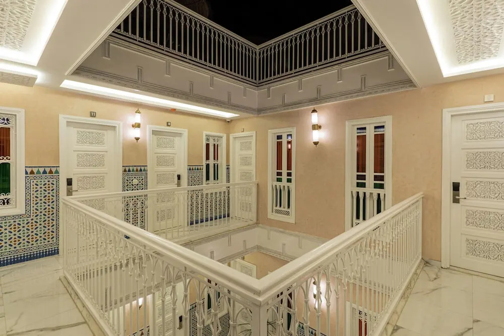 Hotel photo 12