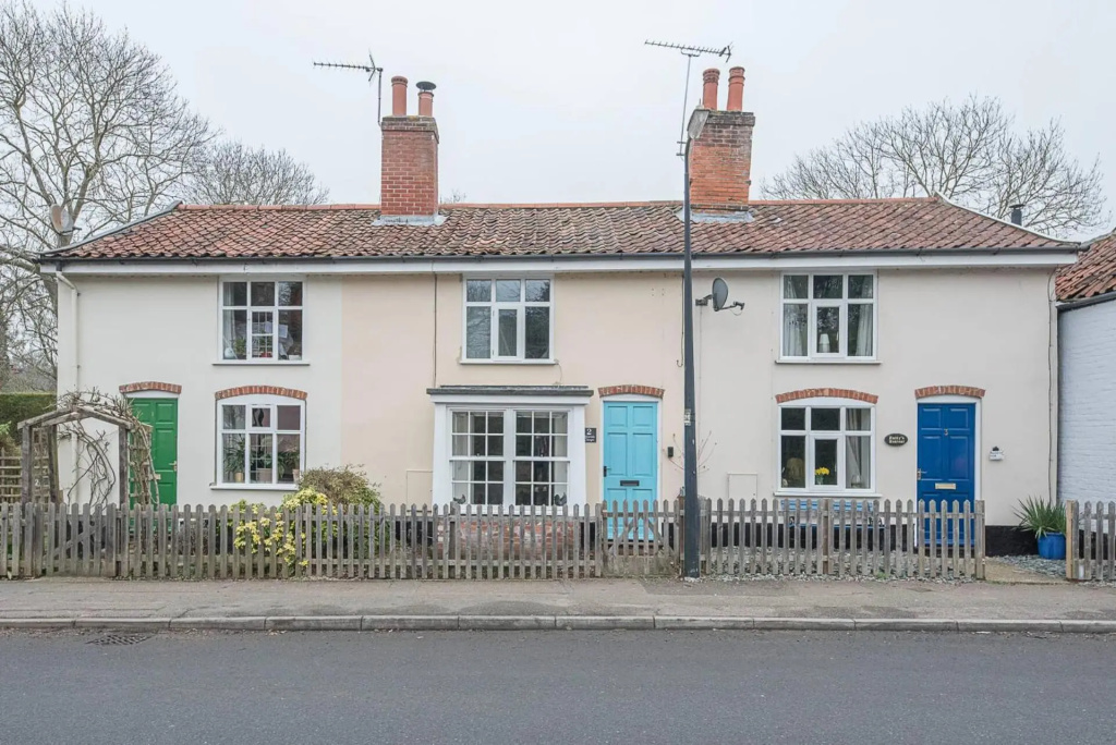 2 Riverside Cottages