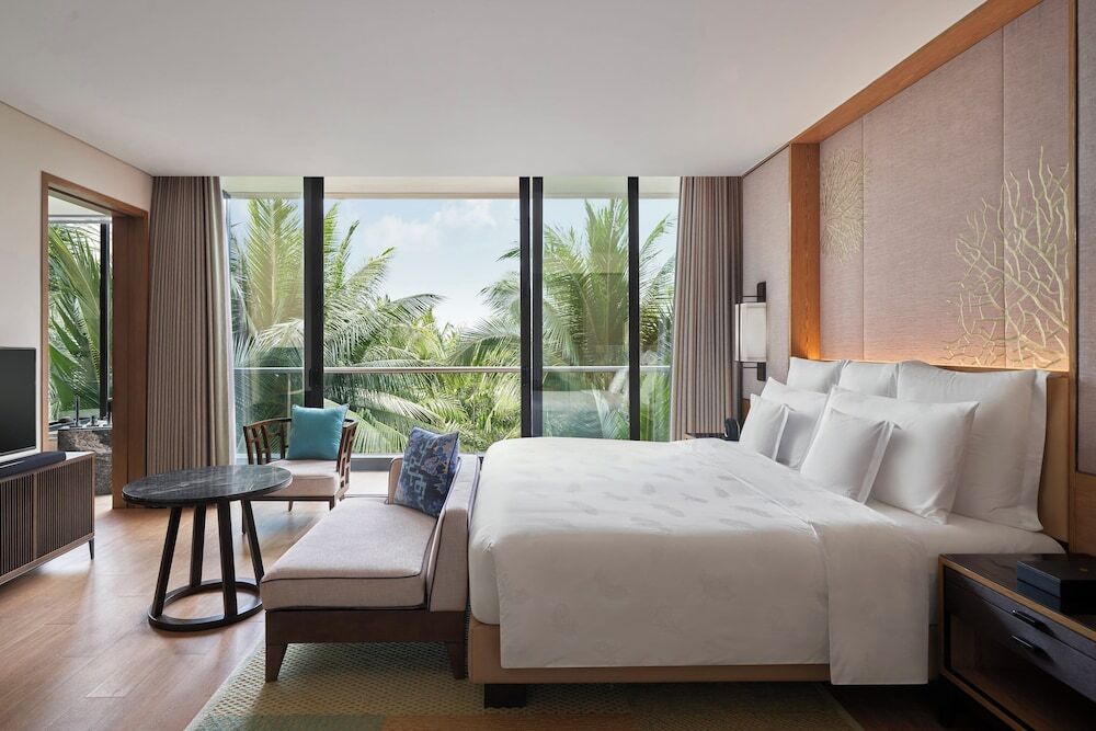 Intercontinental Phu Quoc Long Beach Resort