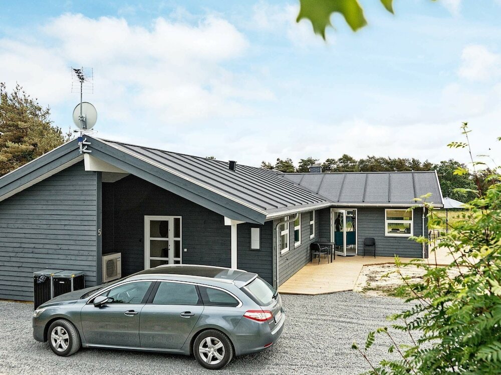 Beautiful Holiday Home In Aakirkeby With Barbeque