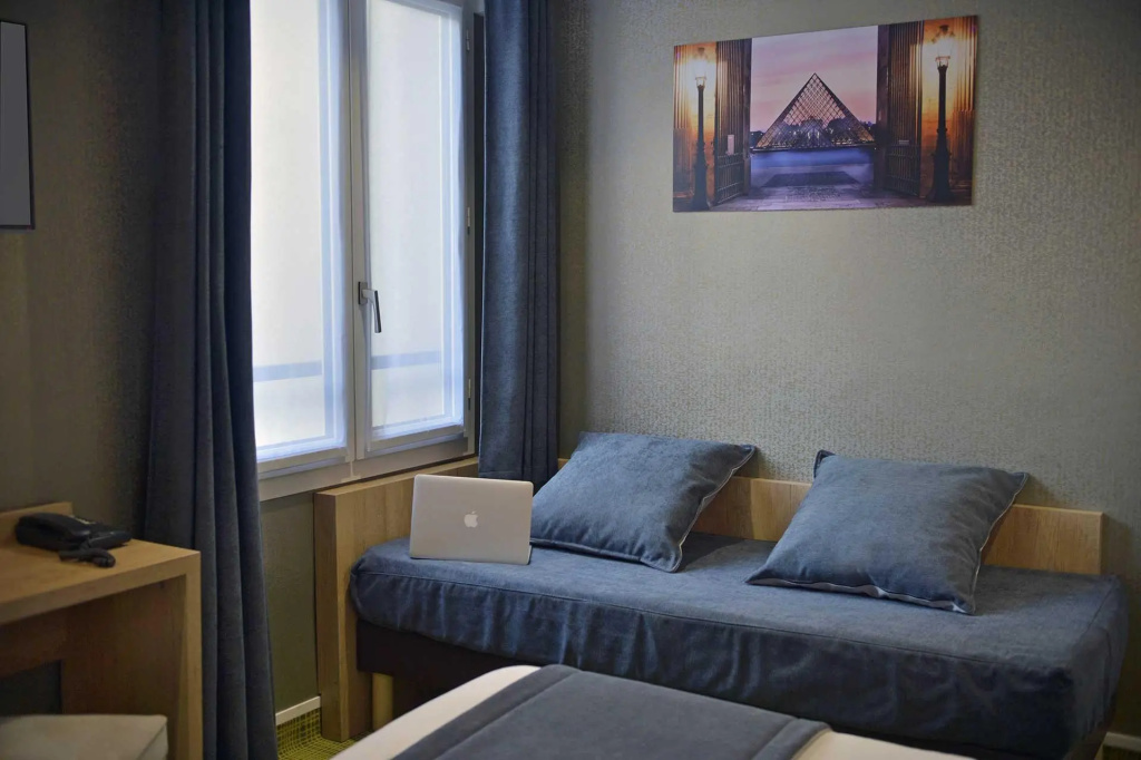 Superior Triple room