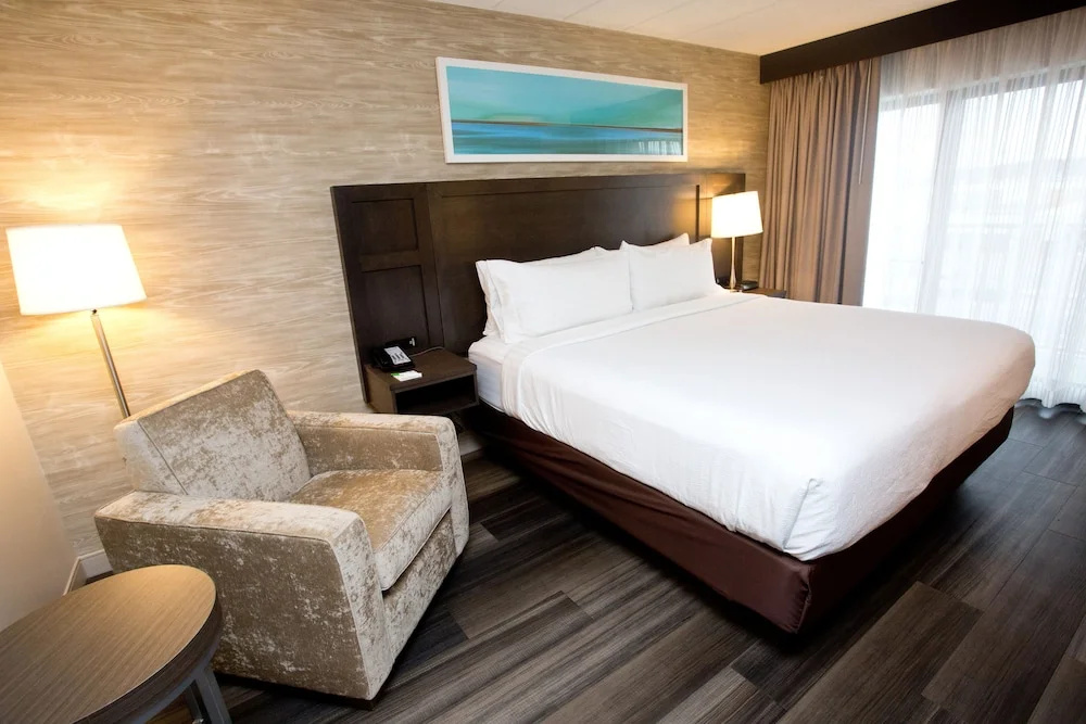 Holiday Inn Peterborough-Waterfront, ON by IHG - Chambres