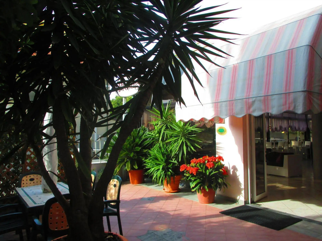 Hotel photo 18