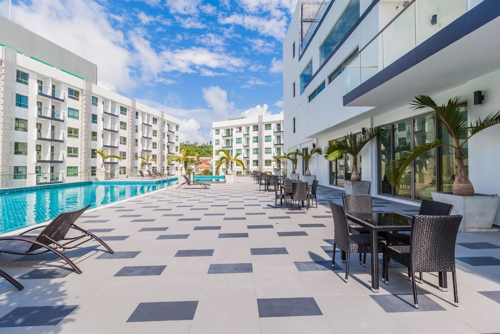 Arcadia Beach Resort by PSR ASIA