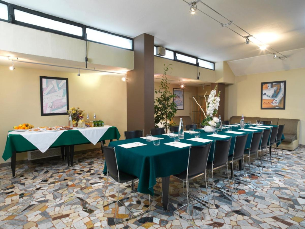 Hotel photo 32