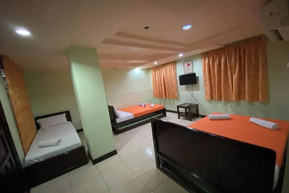 Standard Double Family room (twin beds)