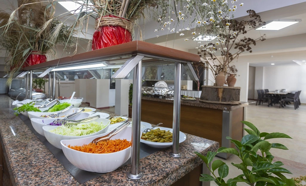 Food & Beverage