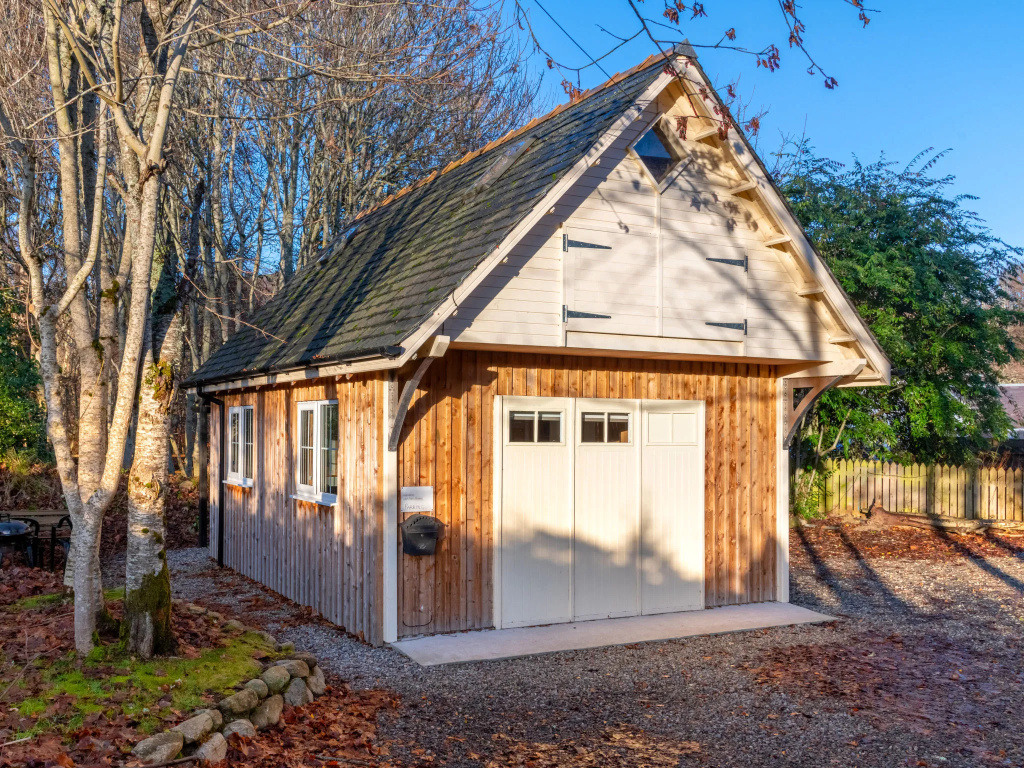 Loch Ness Wee Hideaway