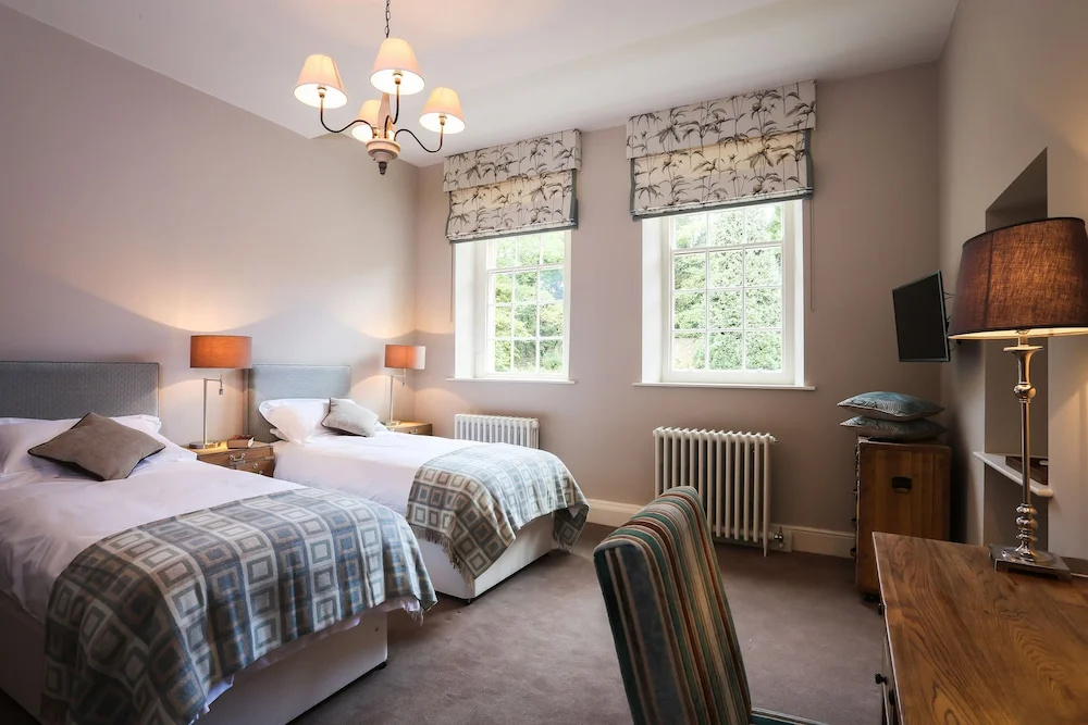 1 Bedroom Deluxe Double room with garden view (full double bed)