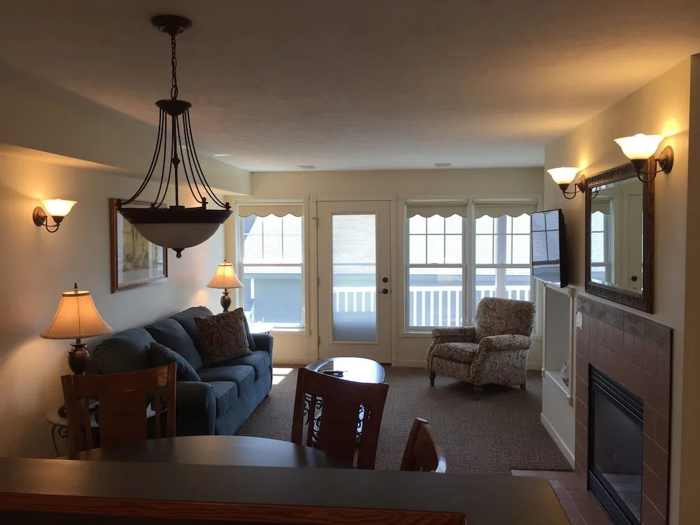 1 Bedroom Suite with balcony