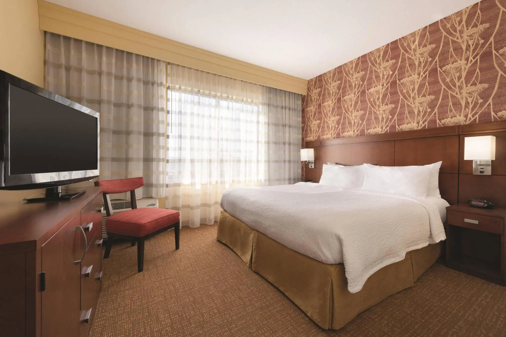 2 Bedrooms Double Suite (full double bed)
