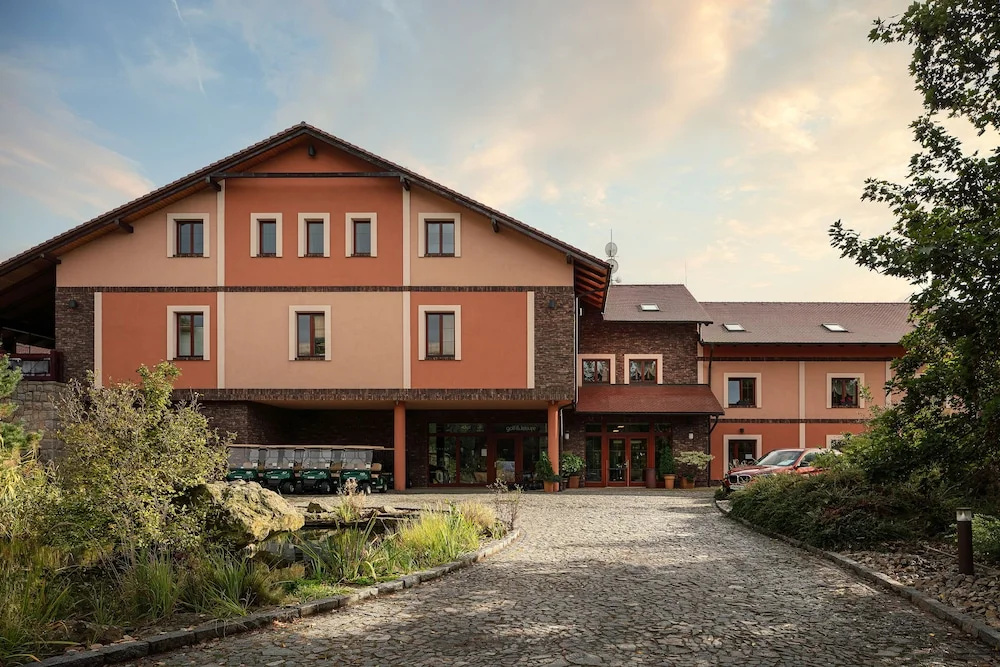 Golf & Spa Resort Kunětická Hora