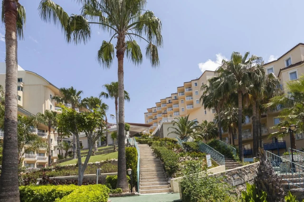 İz Flower Side Beach Hotel