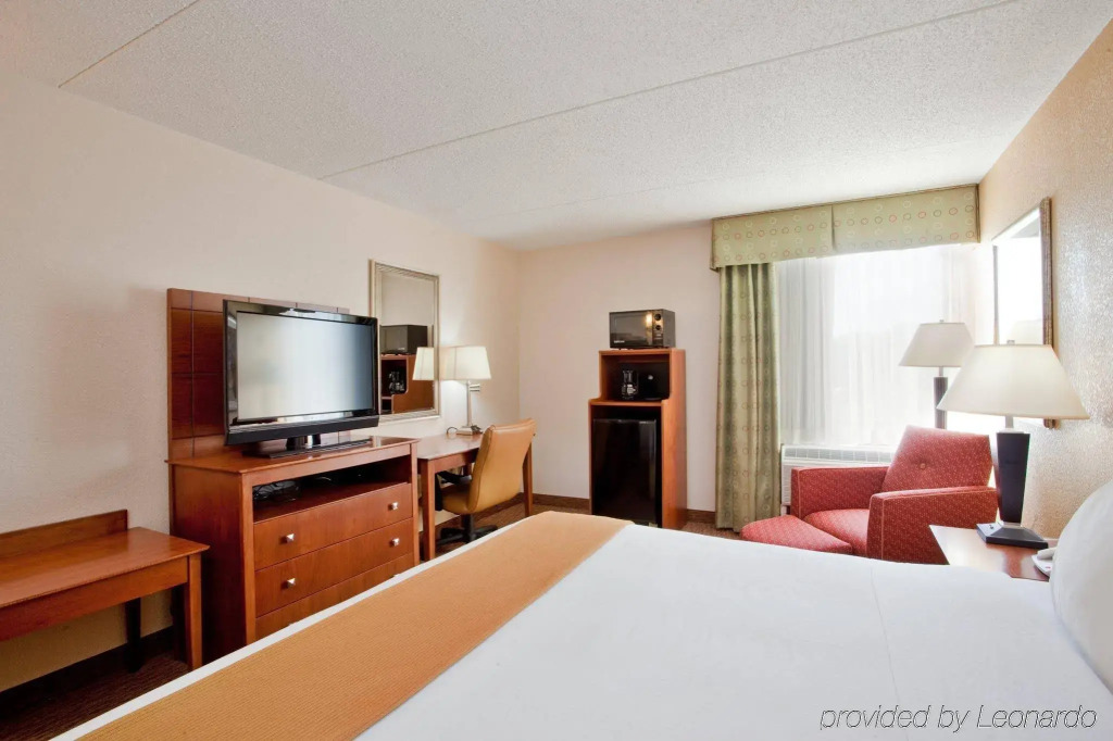 Holiday Inn Express Danville by IHG — фото 5