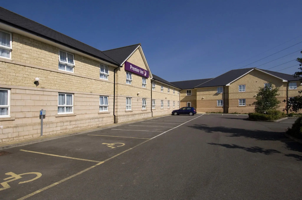 Premier Inn Chippenham - Général