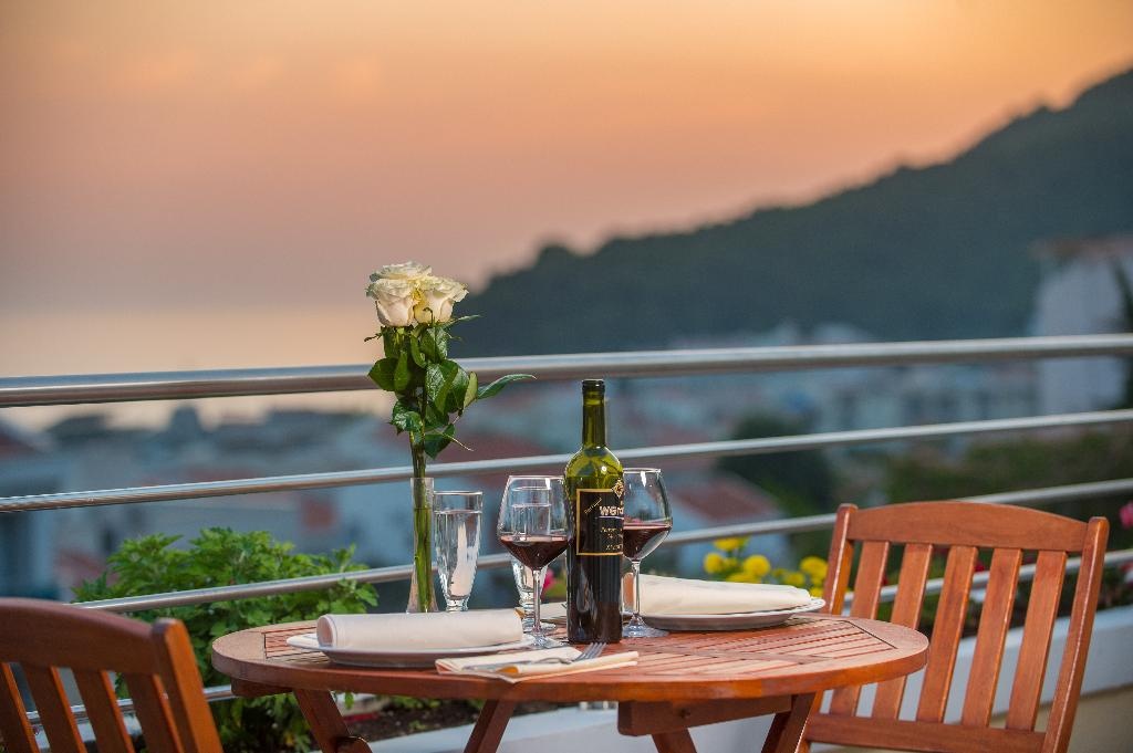 Balcony & Terrace