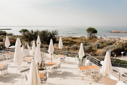 Beach & Waterfront
