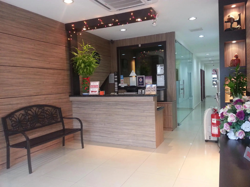 Lobby & Reception