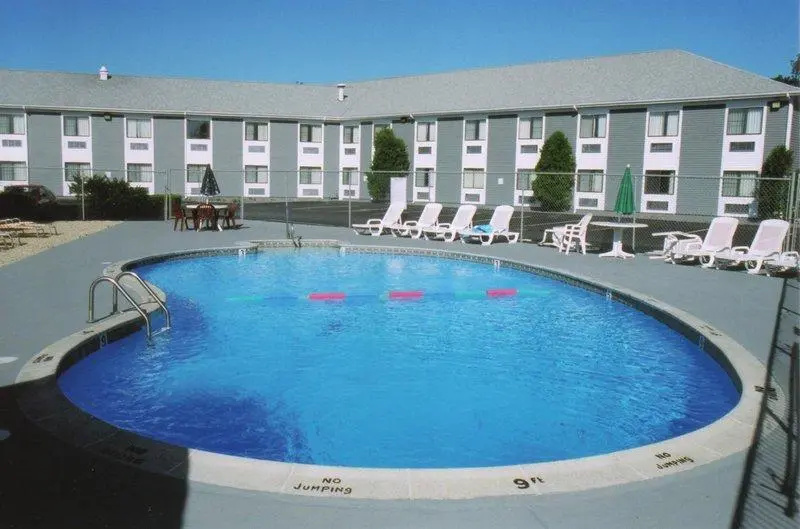 Ambassador Inn & Suites - Chambres