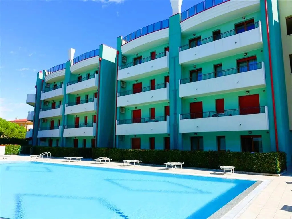 Apartment with pool view