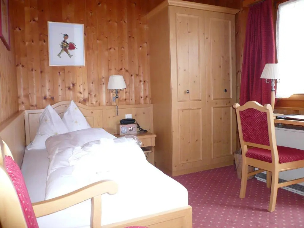 Economy room